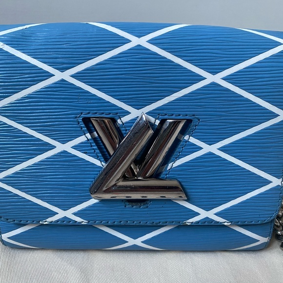 **LOUIS VUITTON TWIST PM BAG** - Picture 13 of 15